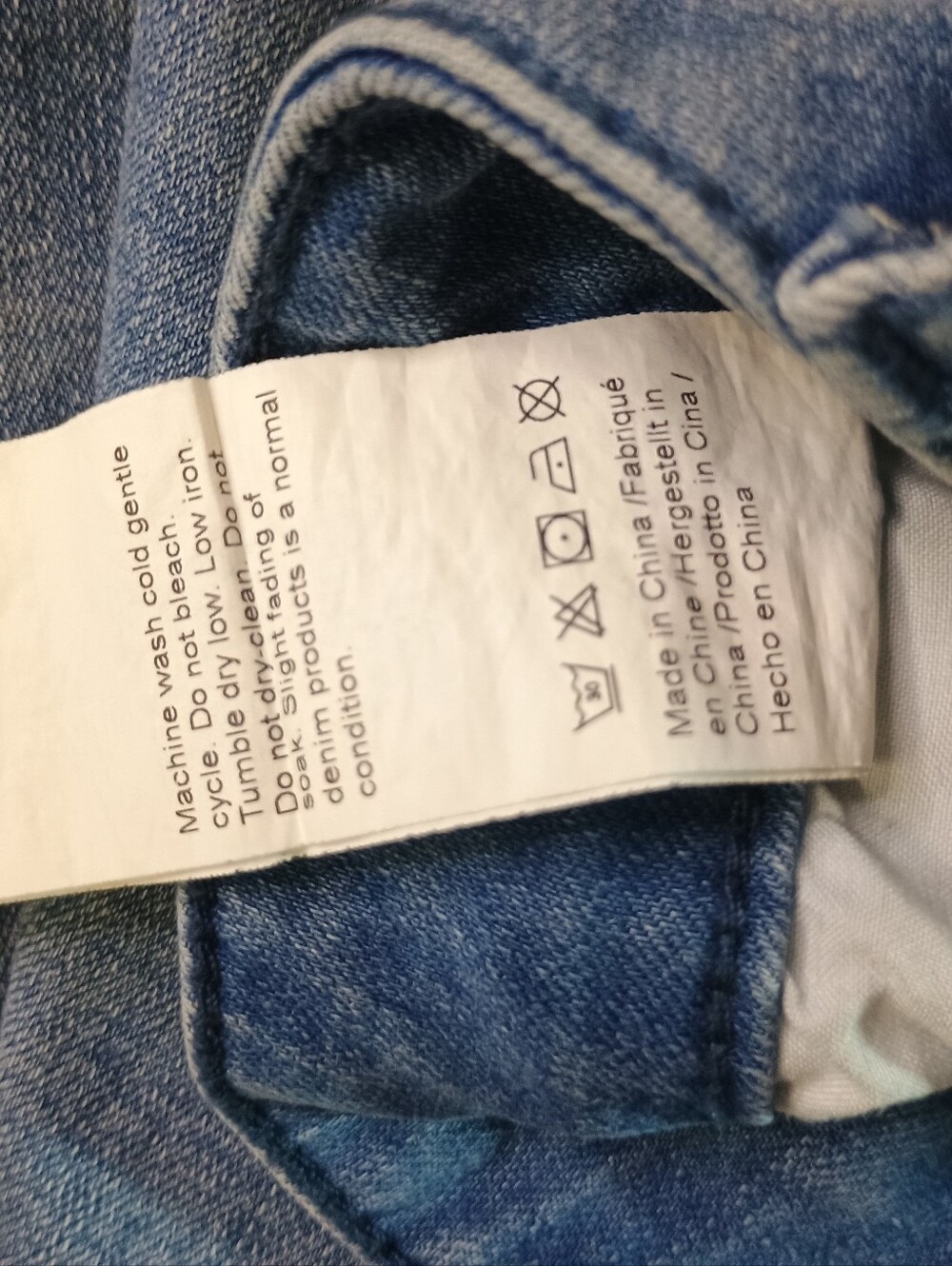 Unbranded Women's Size 26  Light Blue Flared Jeans - Picture 4 of 9